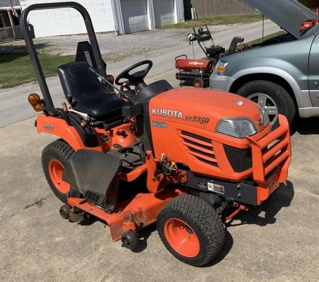 Image of Kubota BX2350 equipment image 4