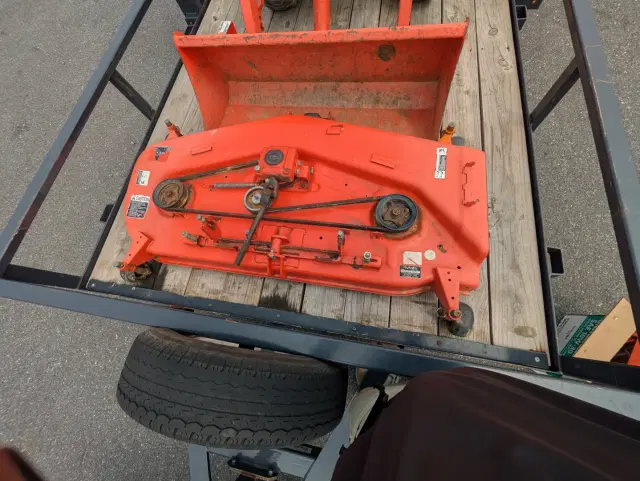Image of Kubota BX2350 equipment image 4