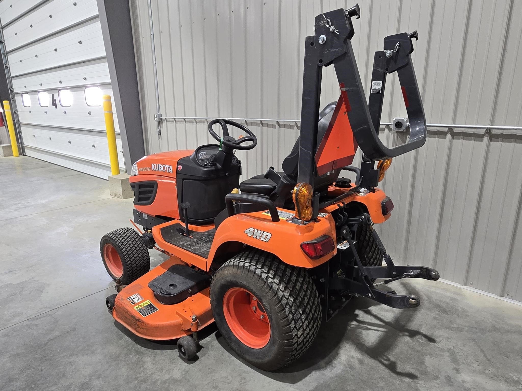 2014 Kubota BX2370 Equipment Image0