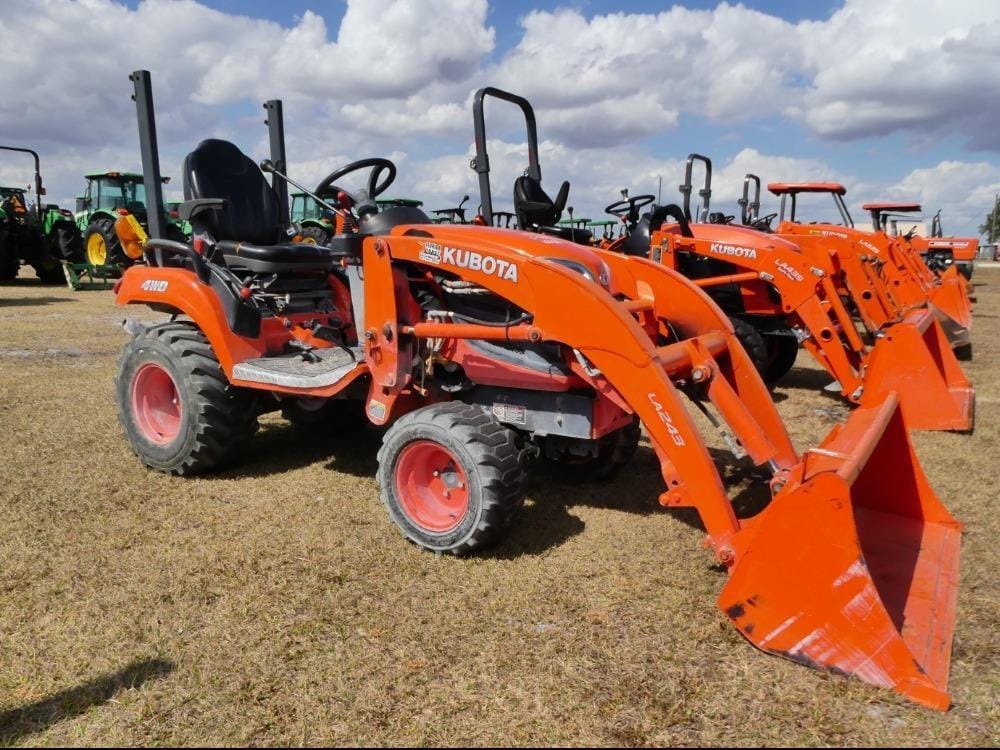 Kubota BX2370 Equipment Image0