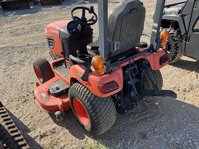 Image of Kubota BX2370 equipment image 3