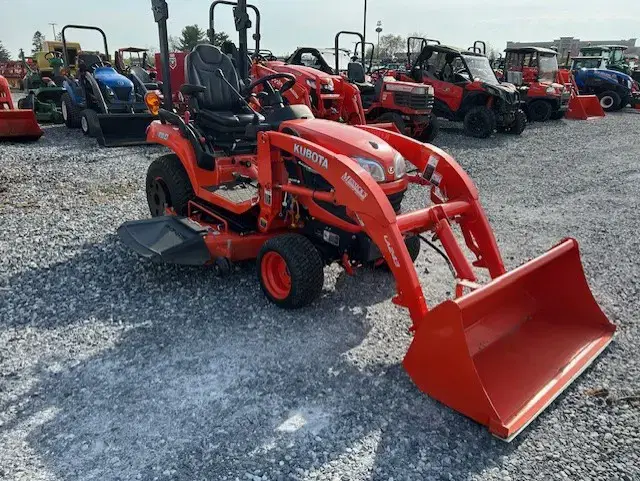 Image of Kubota BX2370 equipment image 2