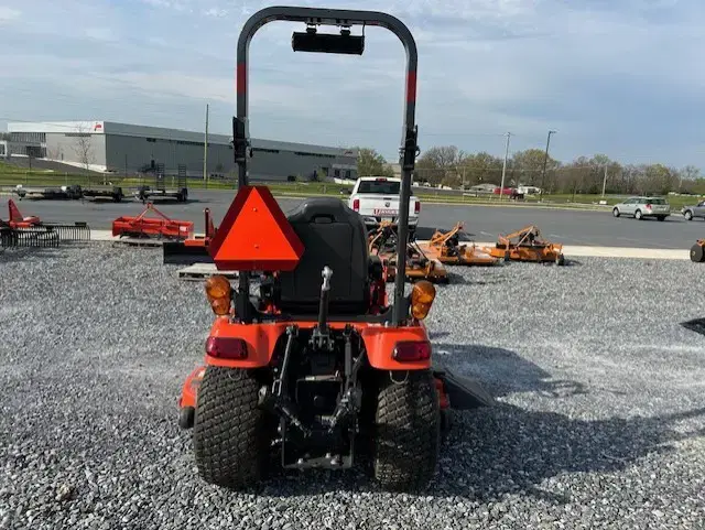 Image of Kubota BX2370 equipment image 4