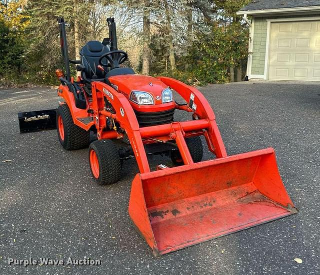 Image of Kubota BX2370 equipment image 2