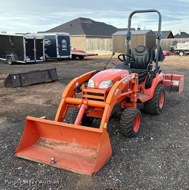Kubota BX2370 Equipment Image0