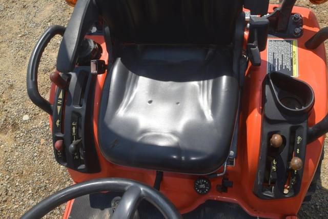 Image of Kubota BX2370 equipment image 4