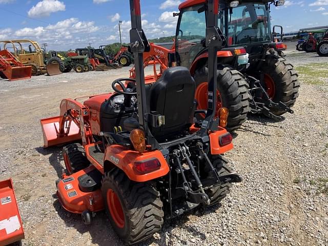 Image of Kubota BX2380 equipment image 3