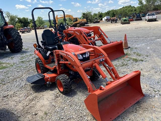 Image of Kubota BX2380 equipment image 1