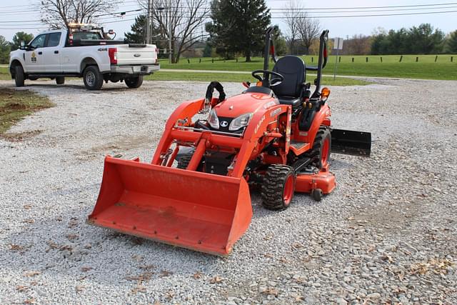 Image of Kubota BX2380 equipment image 1