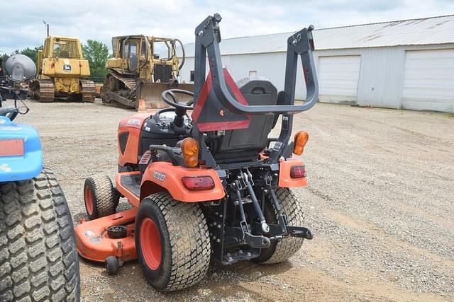 Image of Kubota BX2380 equipment image 1