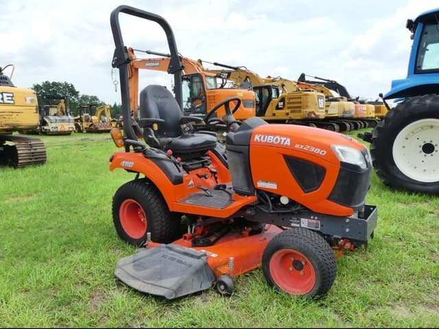 Image of Kubota BX2380 equipment image 1