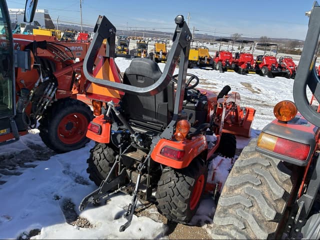 Image of Kubota BX2380 equipment image 2