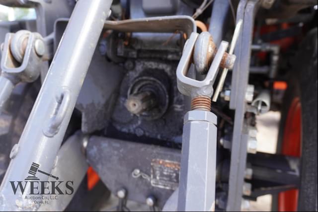 Image of Kubota BX2380 equipment image 4