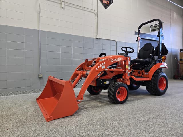 Image of Kubota BX2380 equipment image 1