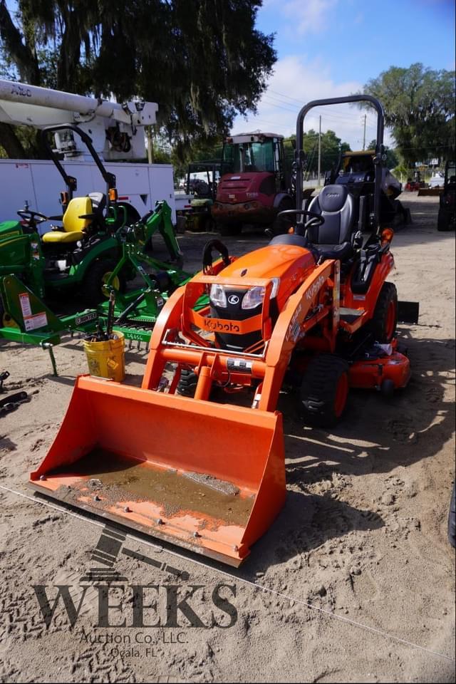 Image of Kubota BX2380 equipment image 1