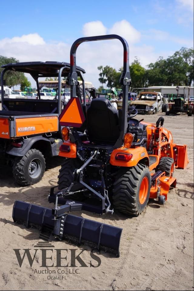 Image of Kubota BX2380 equipment image 4