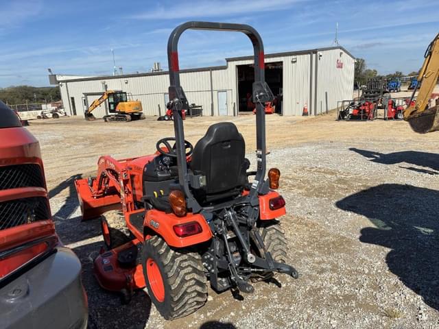 Image of Kubota BX2380 equipment image 3