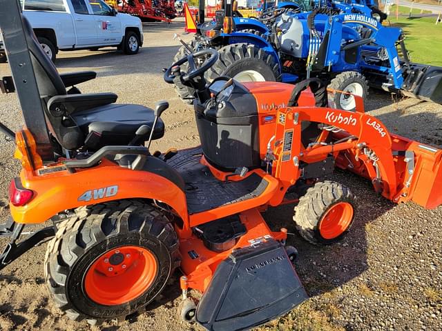 Image of Kubota BX2380 equipment image 3