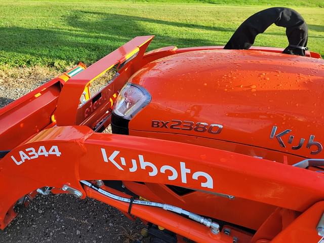 Image of Kubota BX2380 equipment image 1