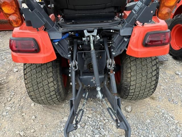 Image of Kubota BX2380 equipment image 4