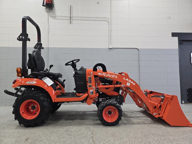 Image of Kubota BX2380 equipment image 4