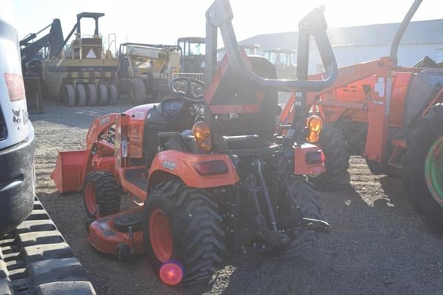 Image of Kubota BX2380 equipment image 1