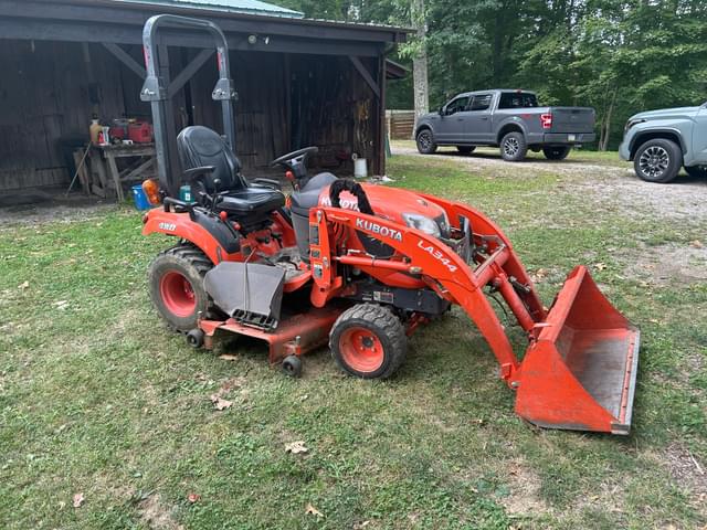 Image of Kubota BX2380 equipment image 2