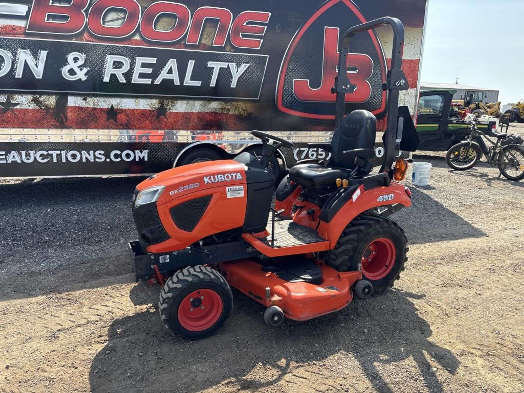 Kubota BX2380 Equipment Image0