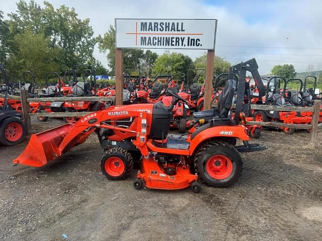 Image of Kubota BX2380 equipment image 3