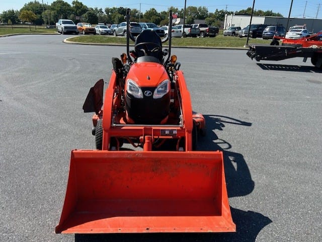 Kubota BX2380 Equipment Image0