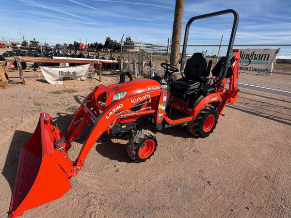Kubota BX23S Equipment Image0