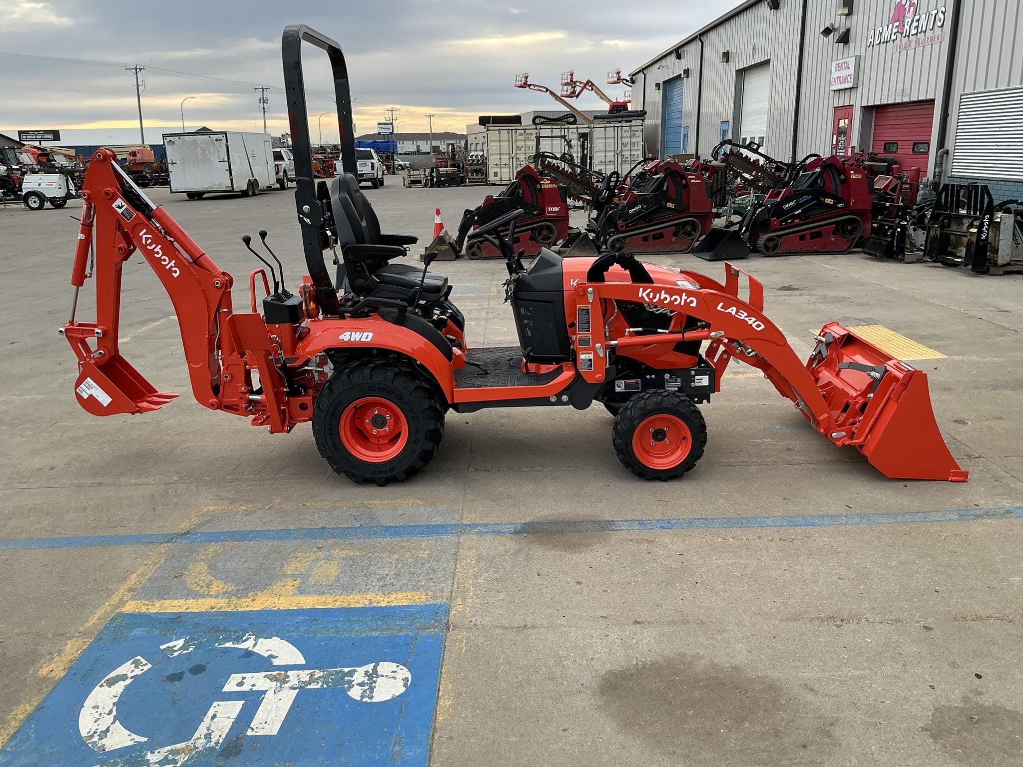 Main image Kubota BX23S