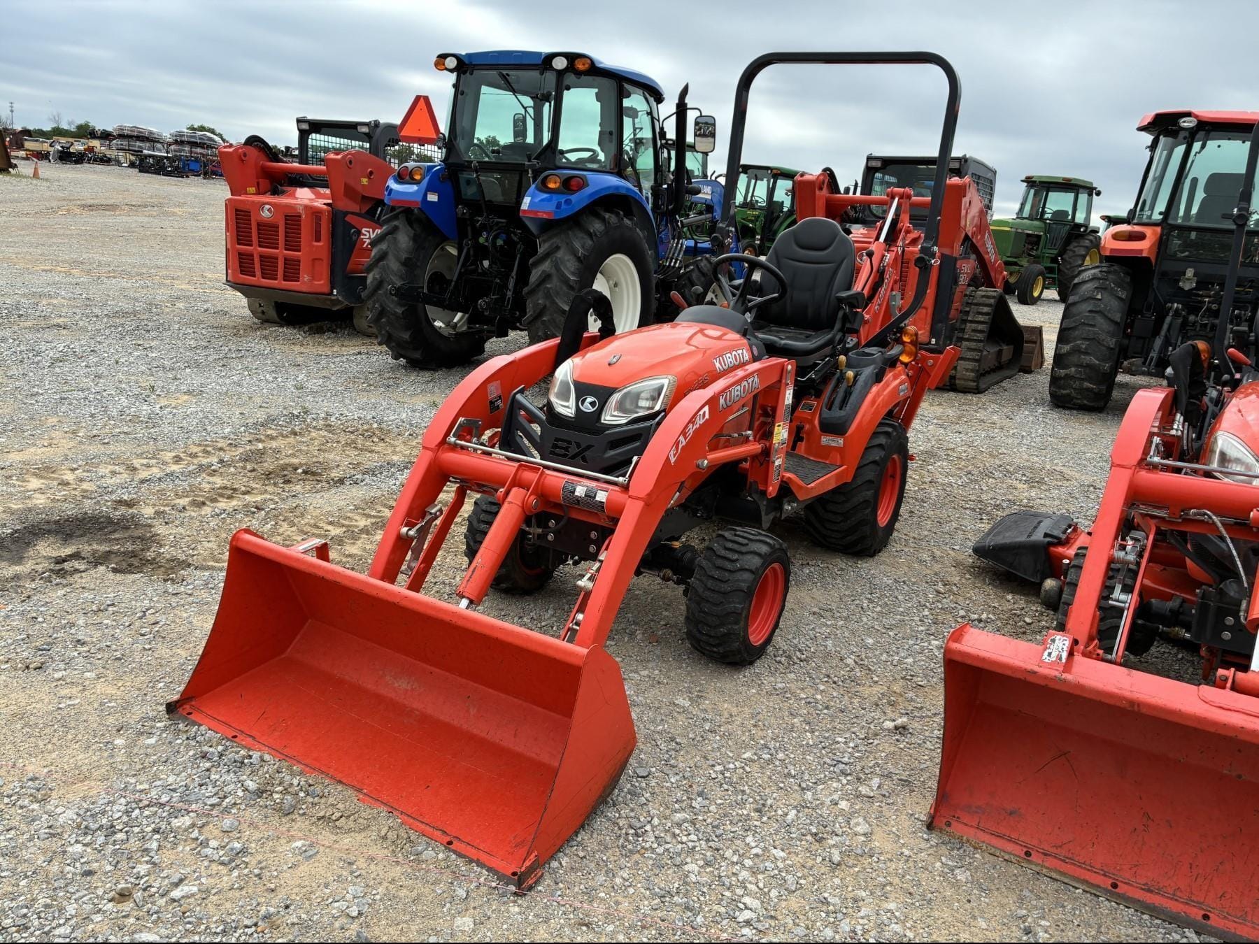 Kubota BX23S Equipment Image0