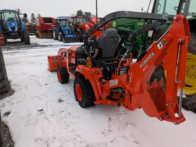 Image of Kubota BX23S equipment image 3