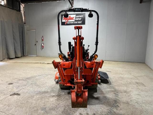 Image of Kubota BX24 equipment image 3
