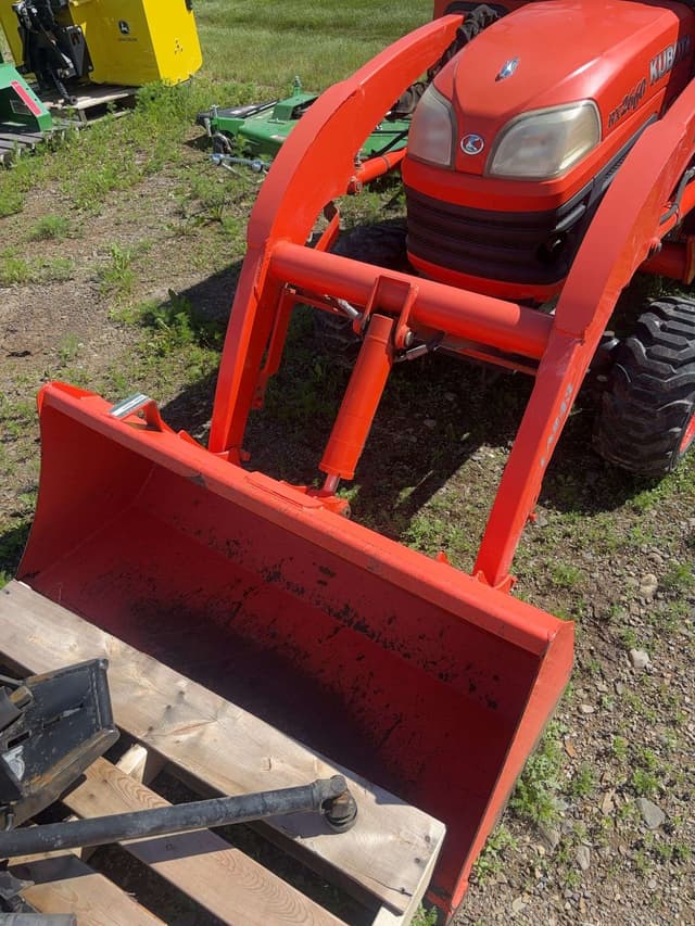 Image of Kubota BX2660 equipment image 2