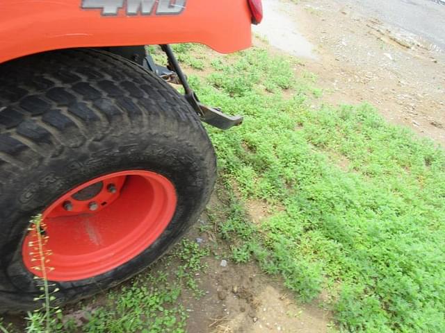 Image of Kubota BX2670 equipment image 4