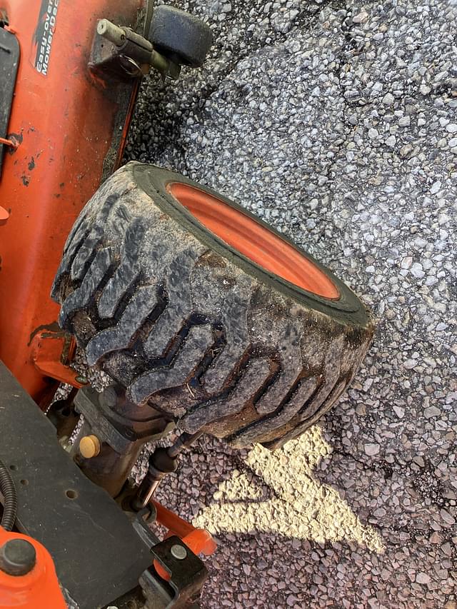 Image of Kubota BX2670 equipment image 4