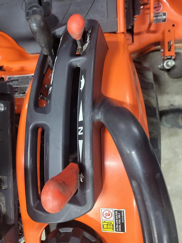 Image of Kubota BX2670 equipment image 3