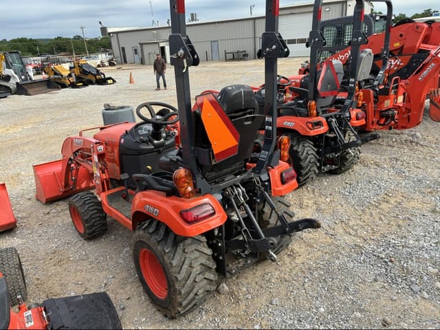 Image of Kubota BX2680 equipment image 3