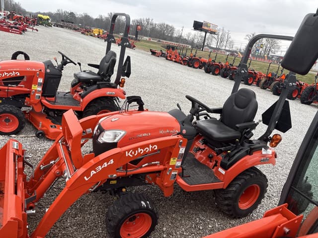 Image of Kubota BX2680 equipment image 4