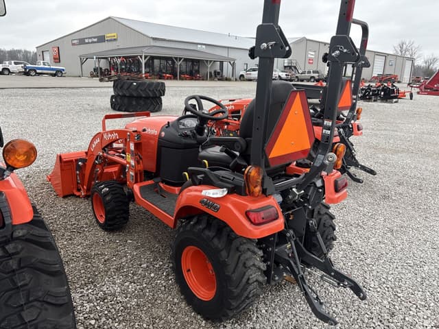 Image of Kubota BX2680 equipment image 4