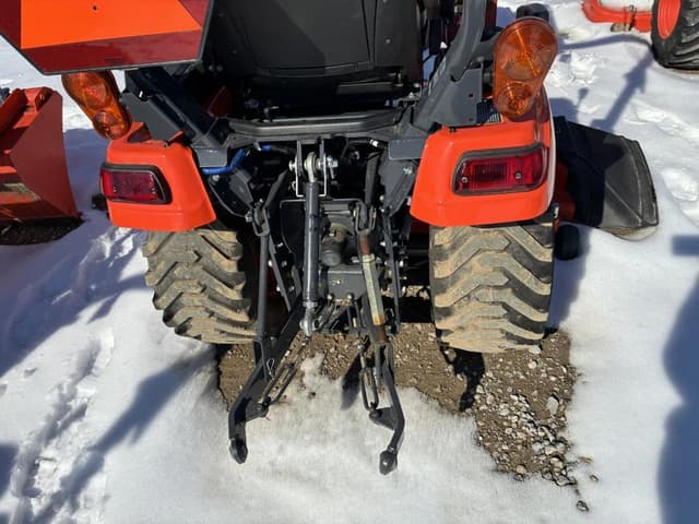 Image of Kubota BX2680 equipment image 4