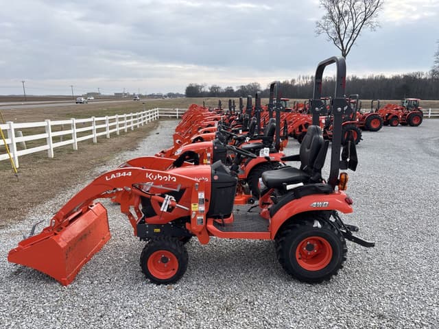 Image of Kubota BX2680 equipment image 4