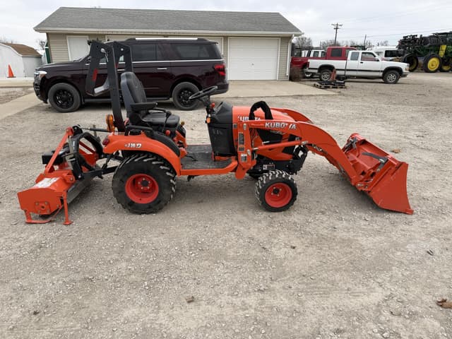 Image of Kubota BX2680 equipment image 1
