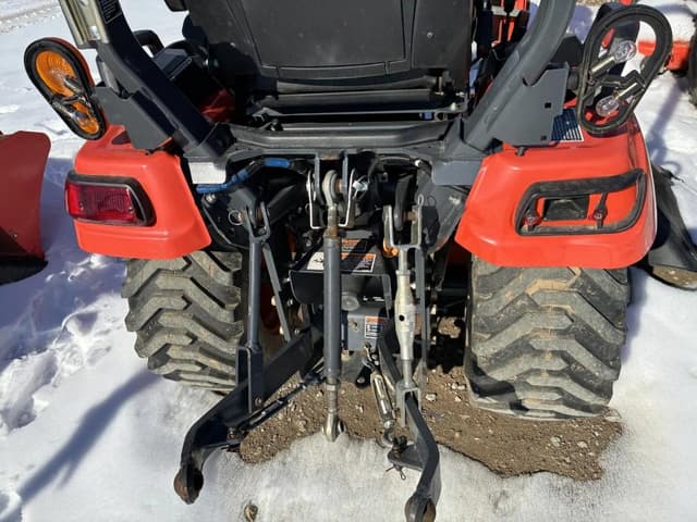 Image of Kubota BX2680 equipment image 4