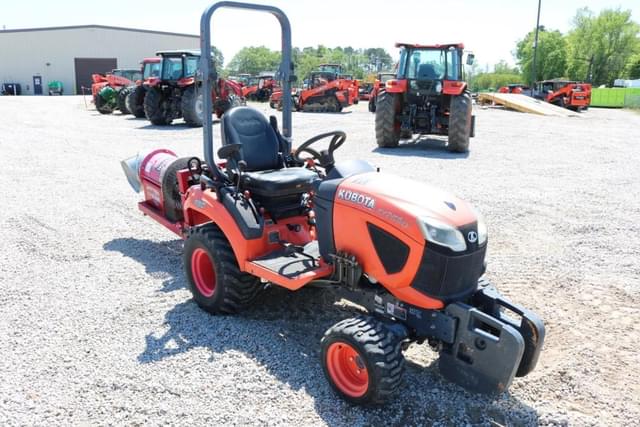 Image of Kubota BX2680 equipment image 1