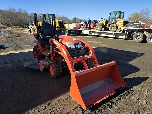 Image of Kubota BX2680 equipment image 4