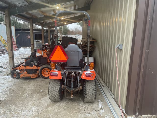 Image of Kubota BX2680 equipment image 3