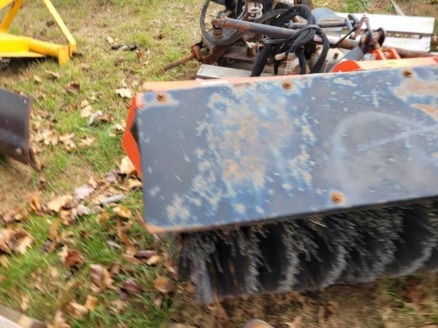 Image of Kubota BX2814A equipment image 1